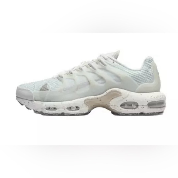 - Nike Air Max Terrascape - Picture 2 of 9